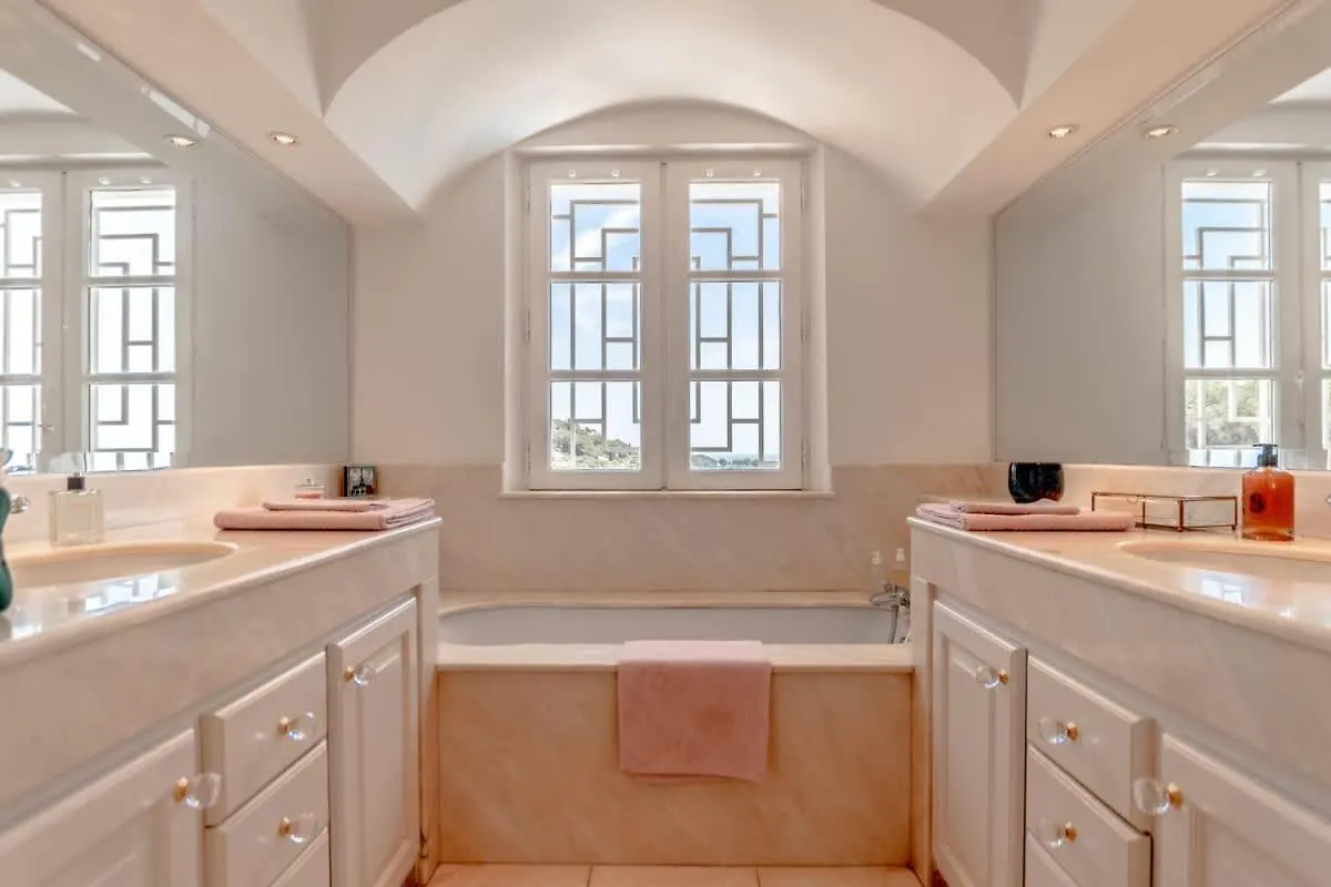 Prázdninový dům Villa Sea View Ramatuelle